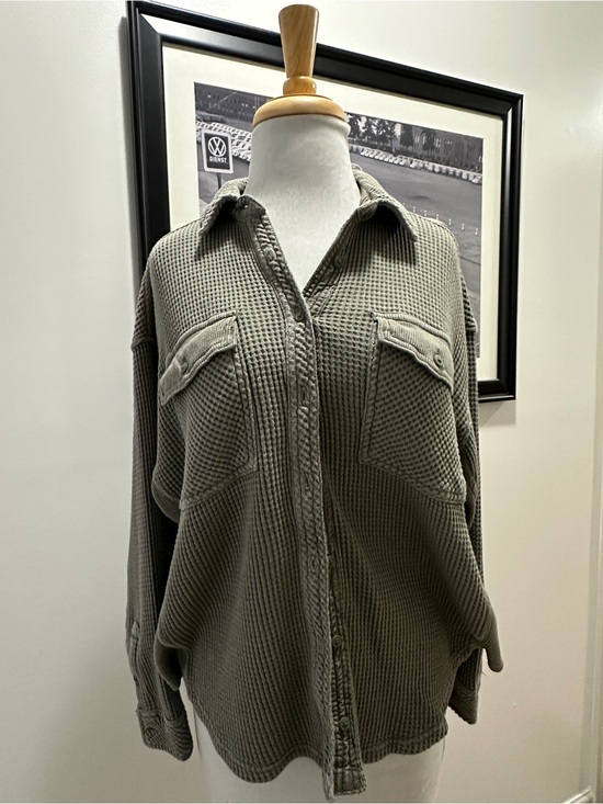 aerie Tops - Aerie - Waffle Knit Button-Up Shirt Jacket in Olive